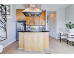 1907 - 1121 Bay Street, Toronto, ON M5S3L9 Photo 14