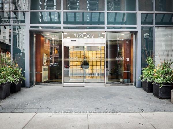 #1907 1121 BAY STREET - 2