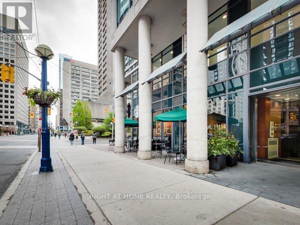 #1907 1121 BAY STREET - 3