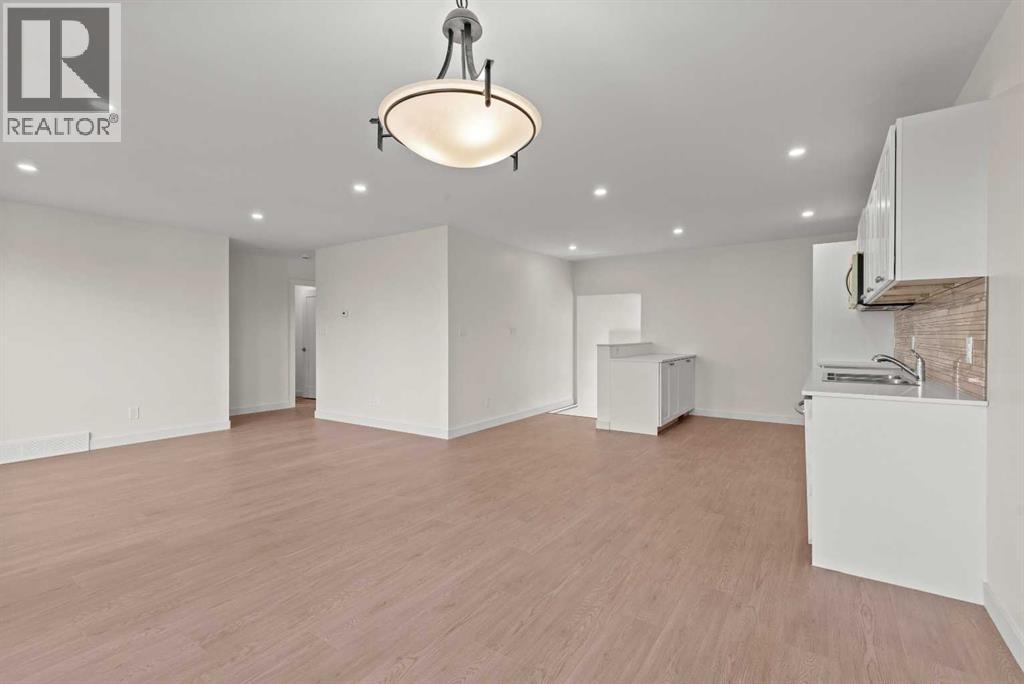 209 First Avenue S — photo 11