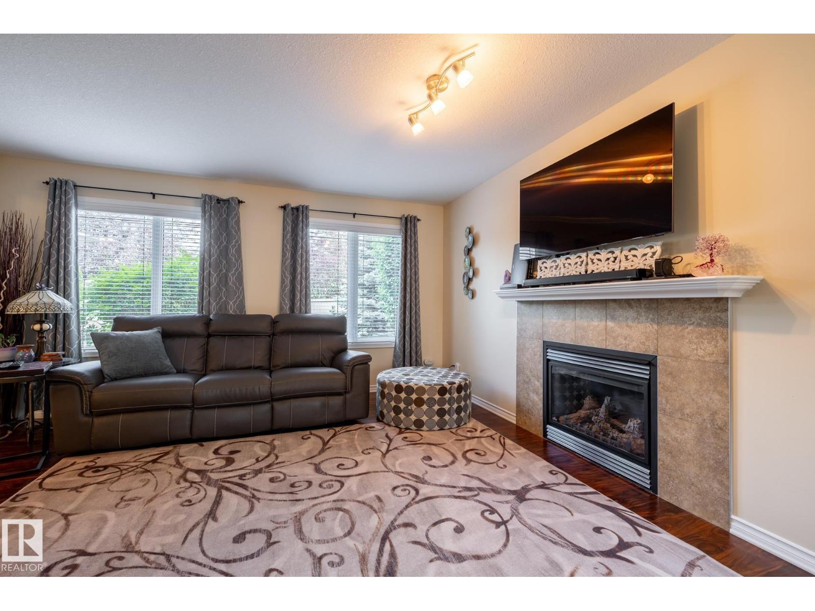 5820 7 AV SW SW - 10