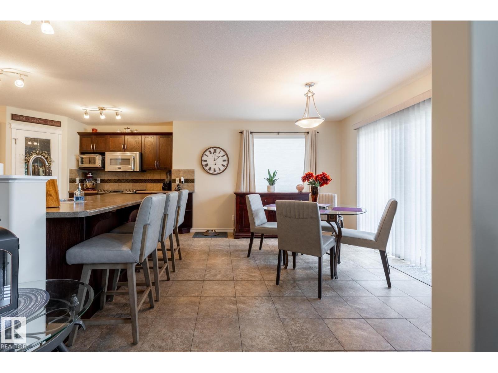 5820 7 AV SW SW - 13