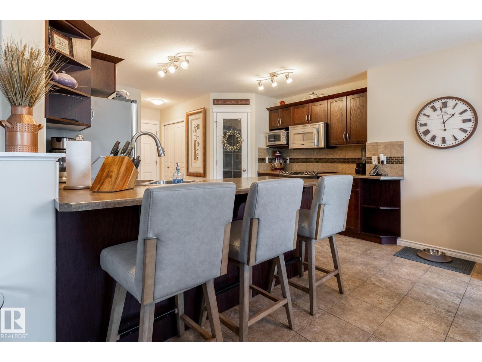 5820 7 AV SW SW - 14