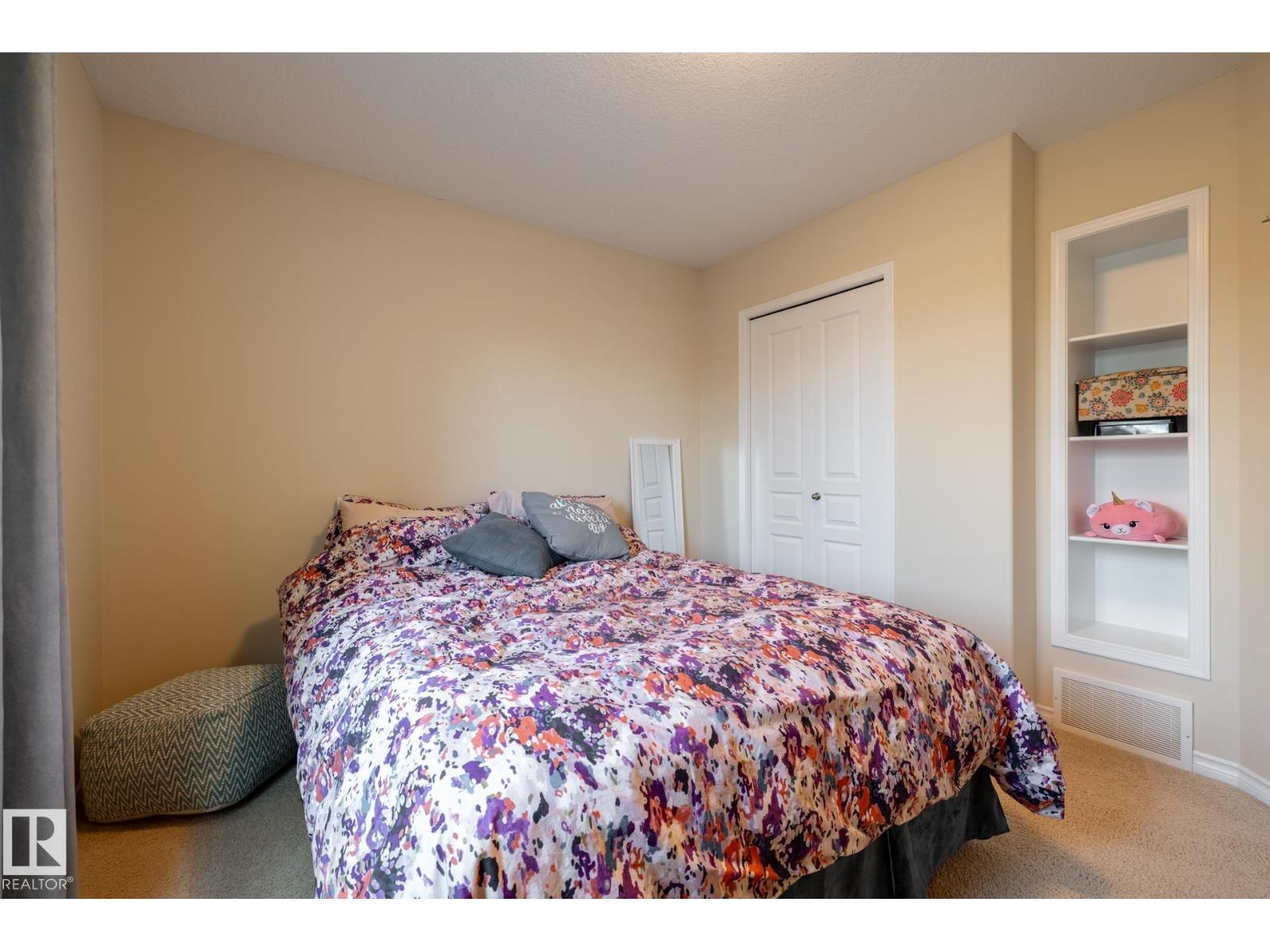 5820 7 AV SW SW - 35