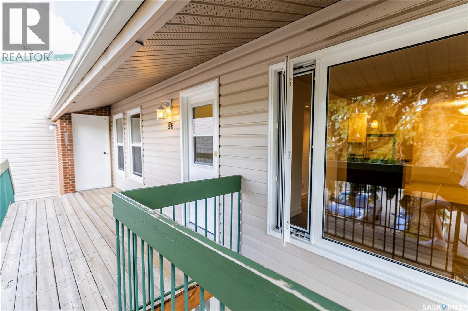 8 B NOLLET AVENUE — photo 18