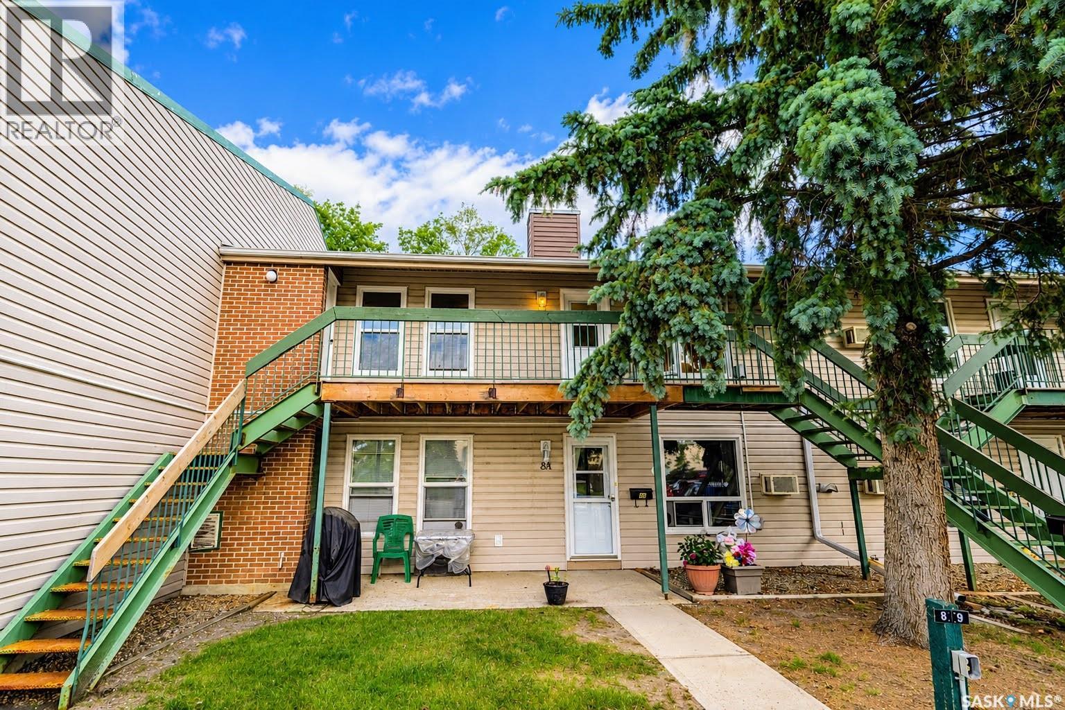8 B NOLLET AVENUE — photo 20