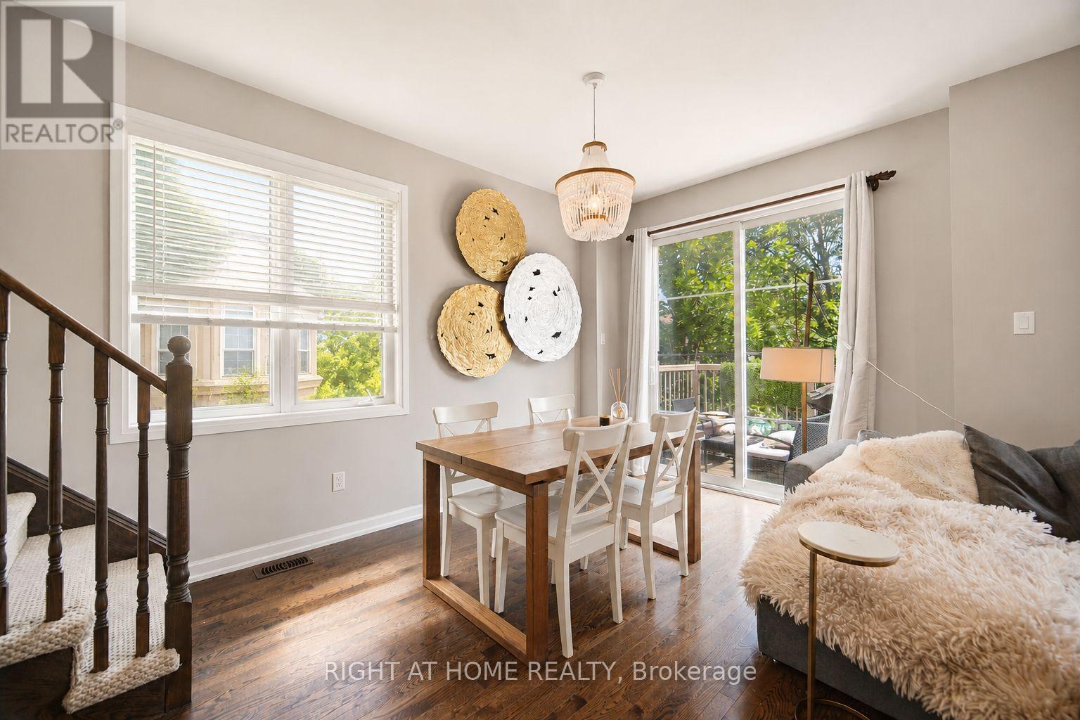 #153 165 HAMPSHIRE WAY - 10