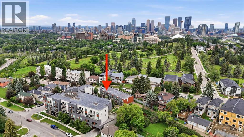 2, 71 34 Avenue SW - photo 2