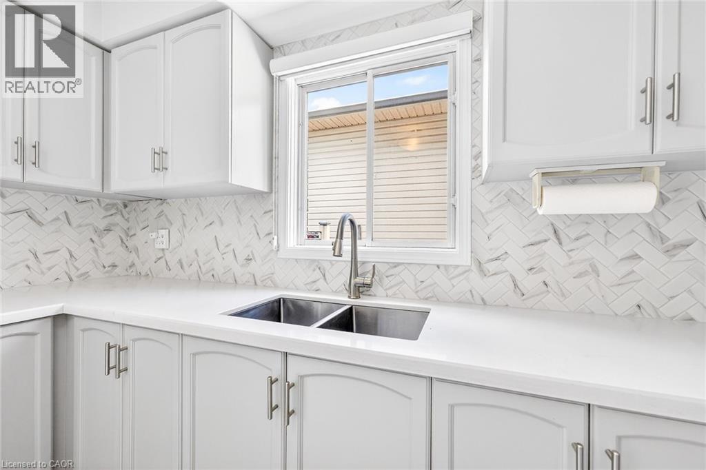 45 OSSINGTON Drive - 11