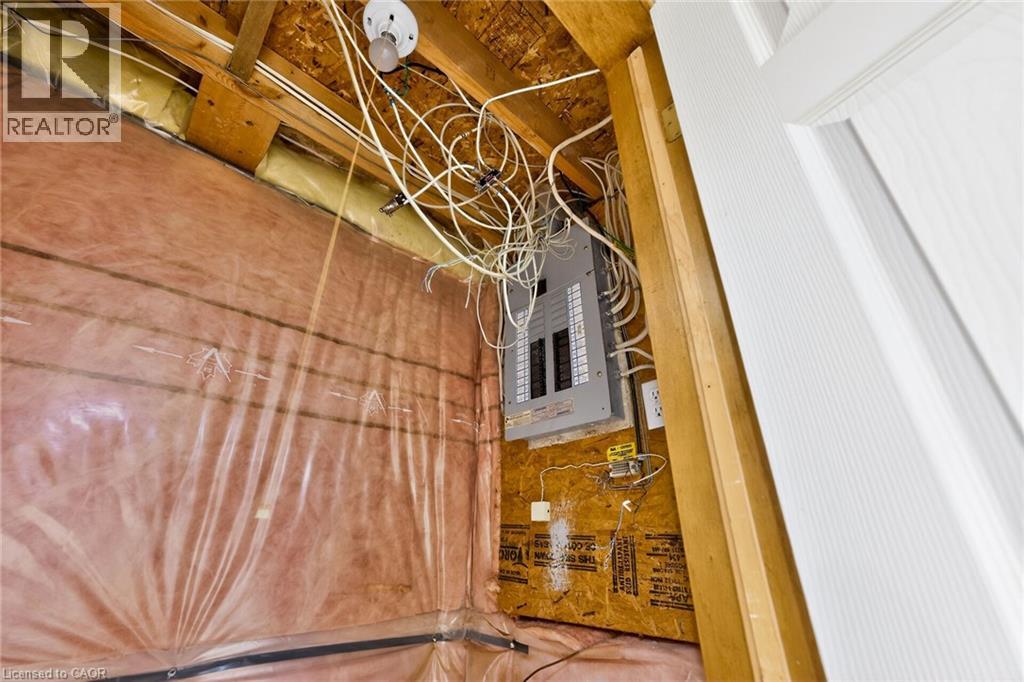 45 OSSINGTON Drive - 32
