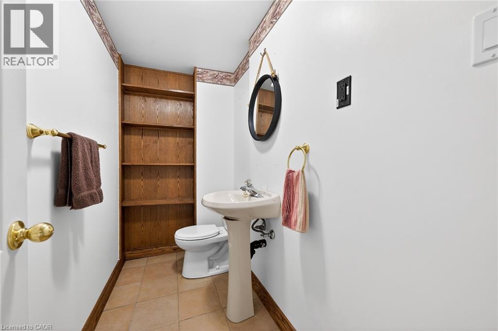 45 OSSINGTON Drive - Image 33