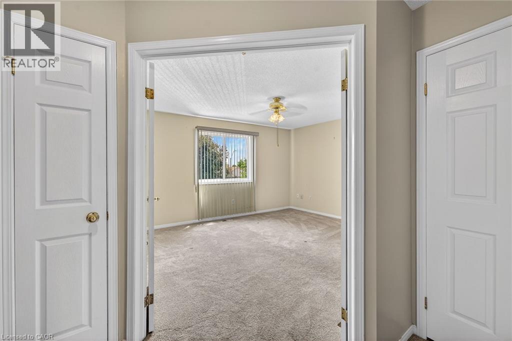 45 OSSINGTON Drive - 24