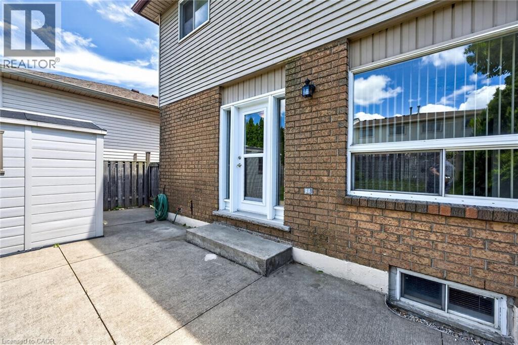 45 OSSINGTON Drive - 40