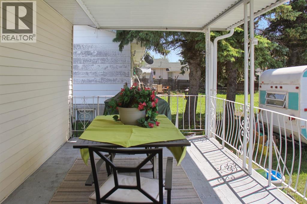 4915 53 Avenue - 26