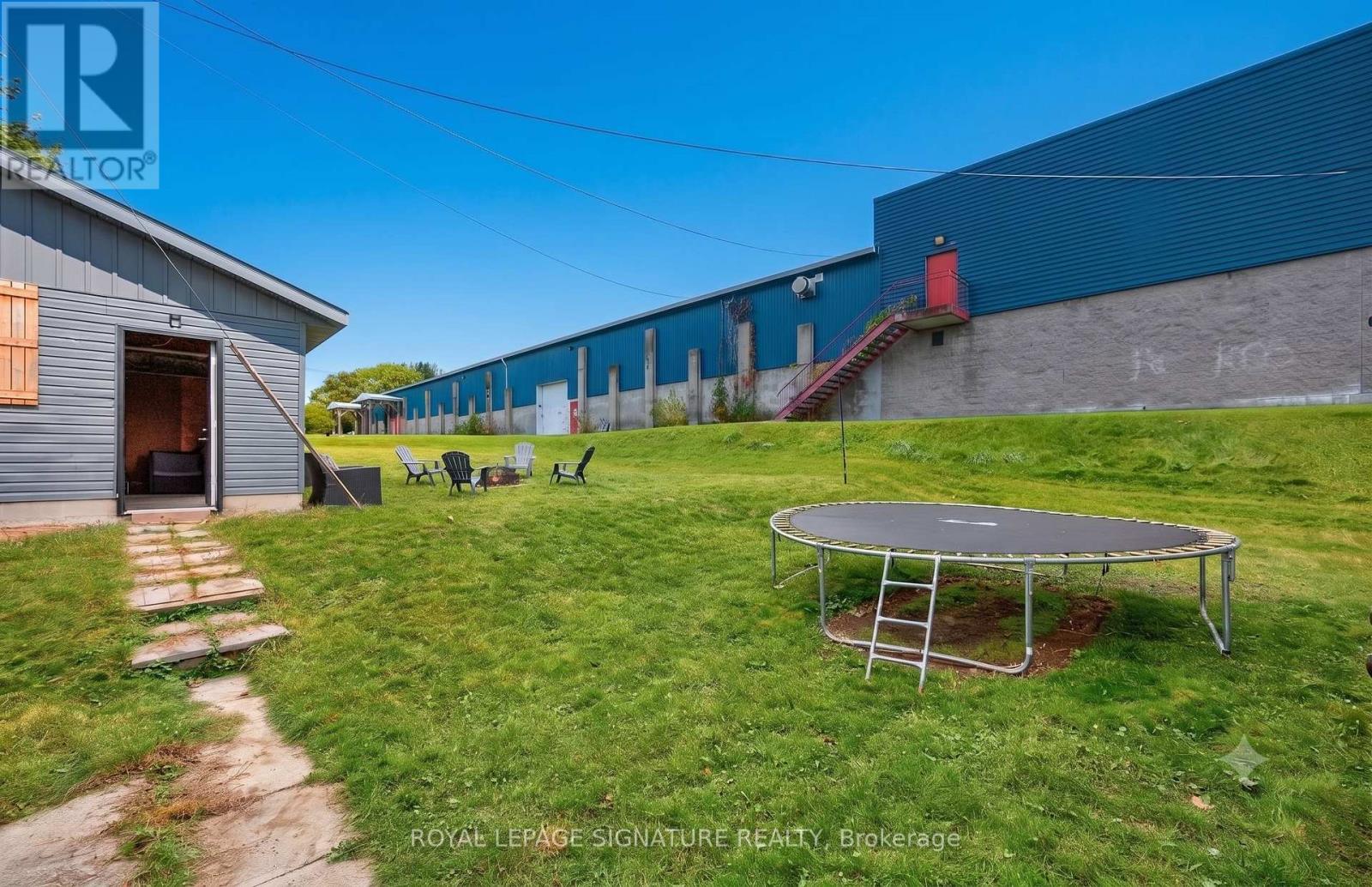 57 MARIA STREET - 39