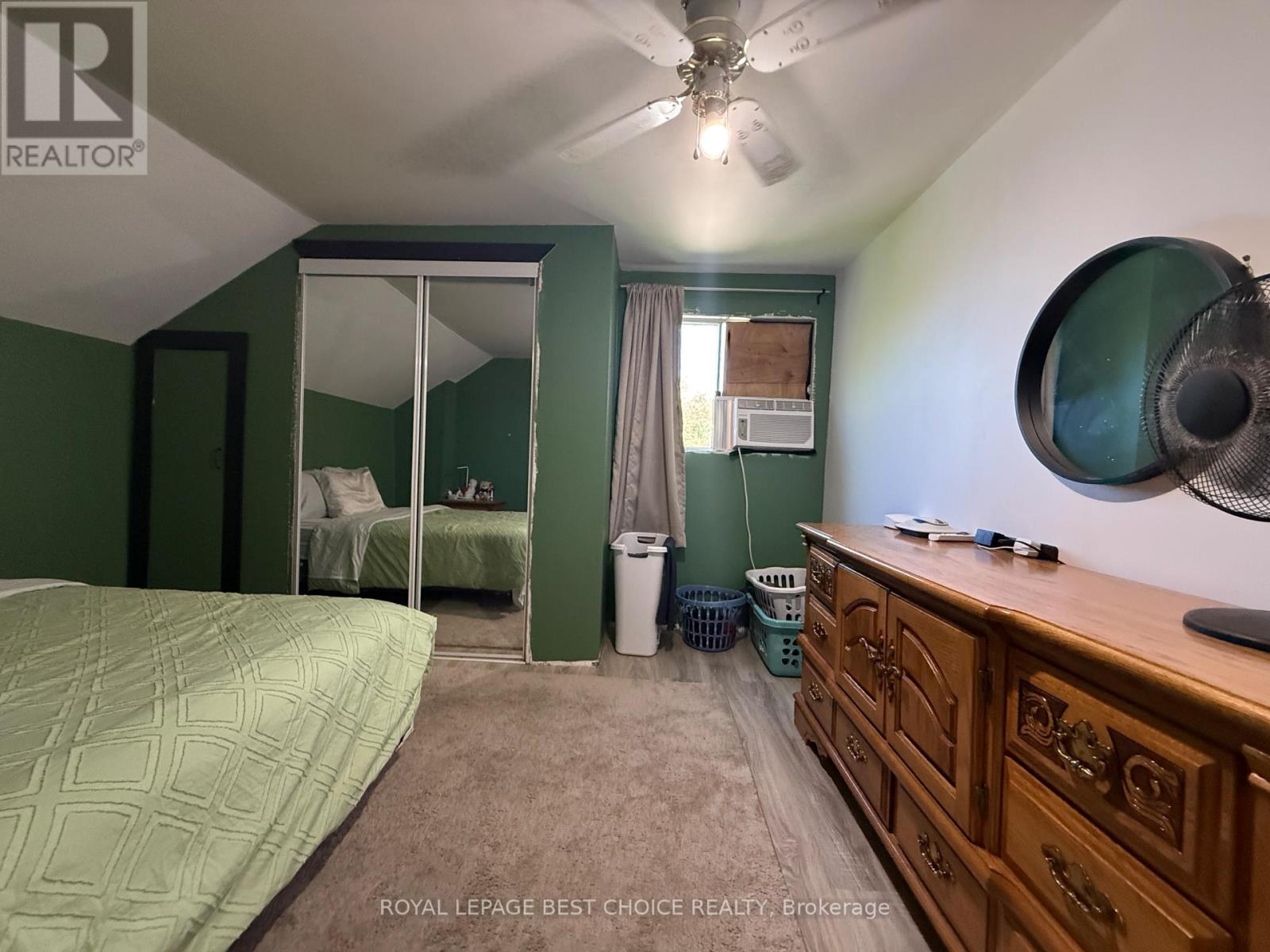 433 ALBERT STREET - 24
