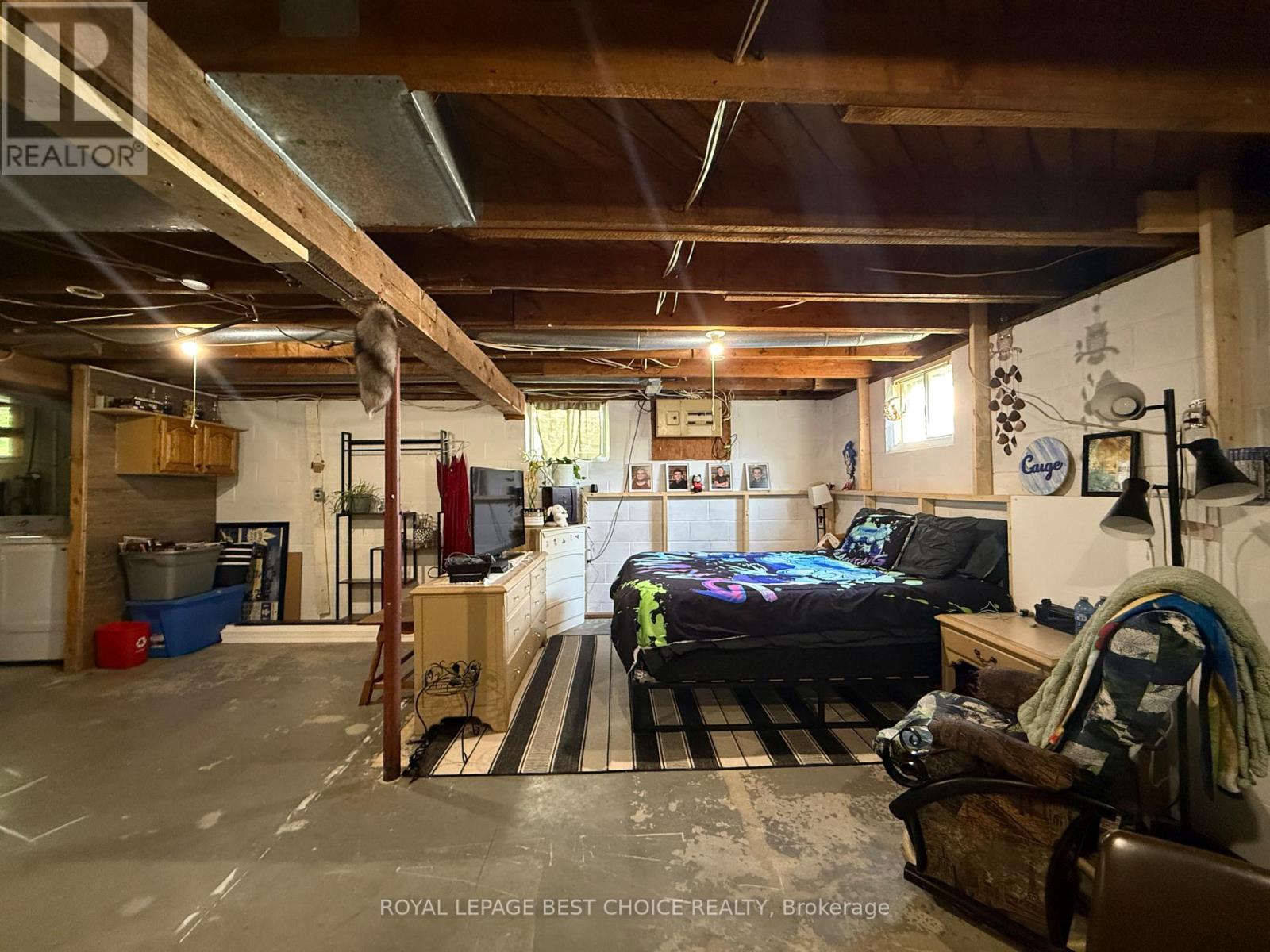 433 ALBERT STREET - 27