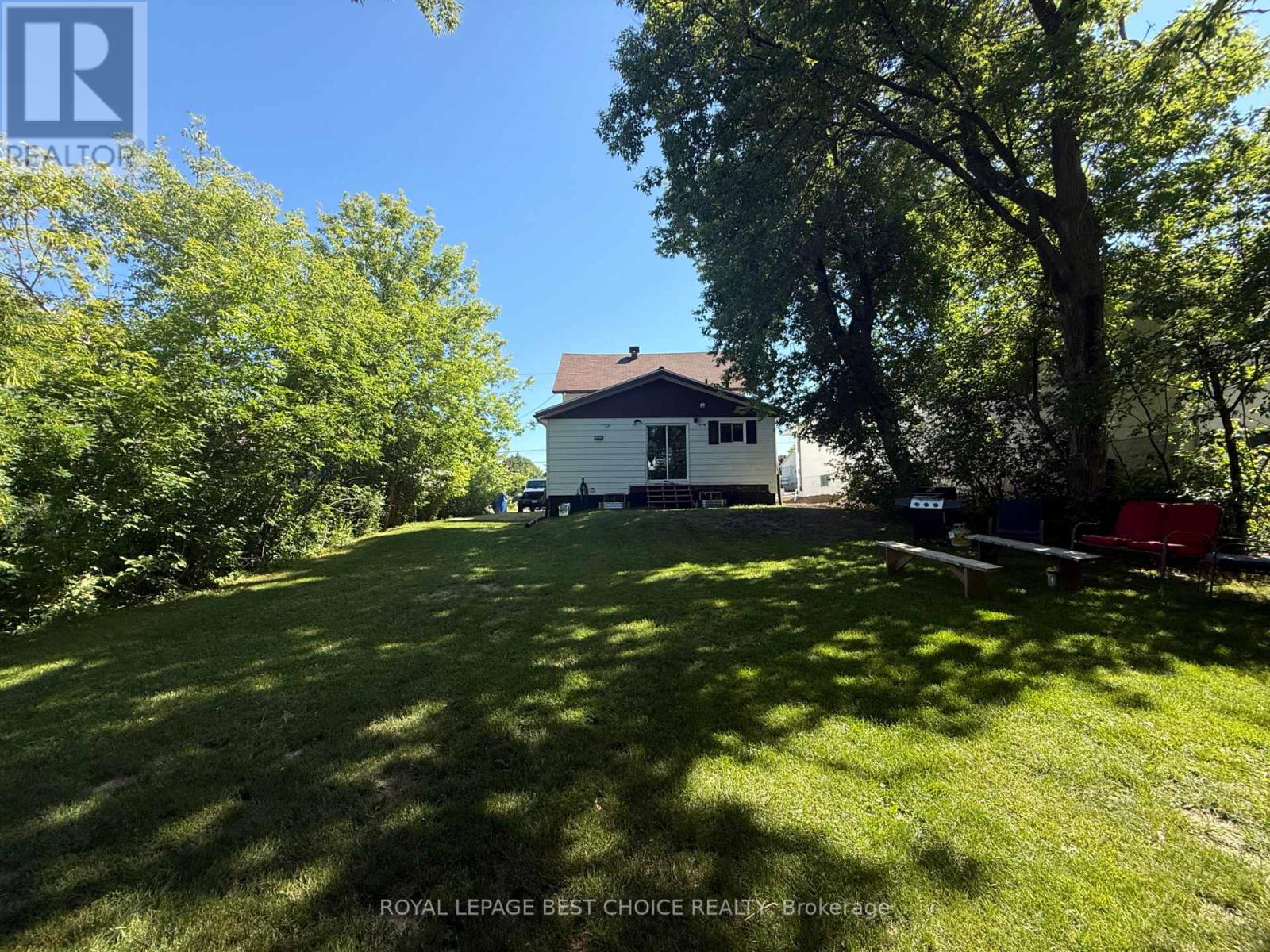 433 ALBERT STREET - 36