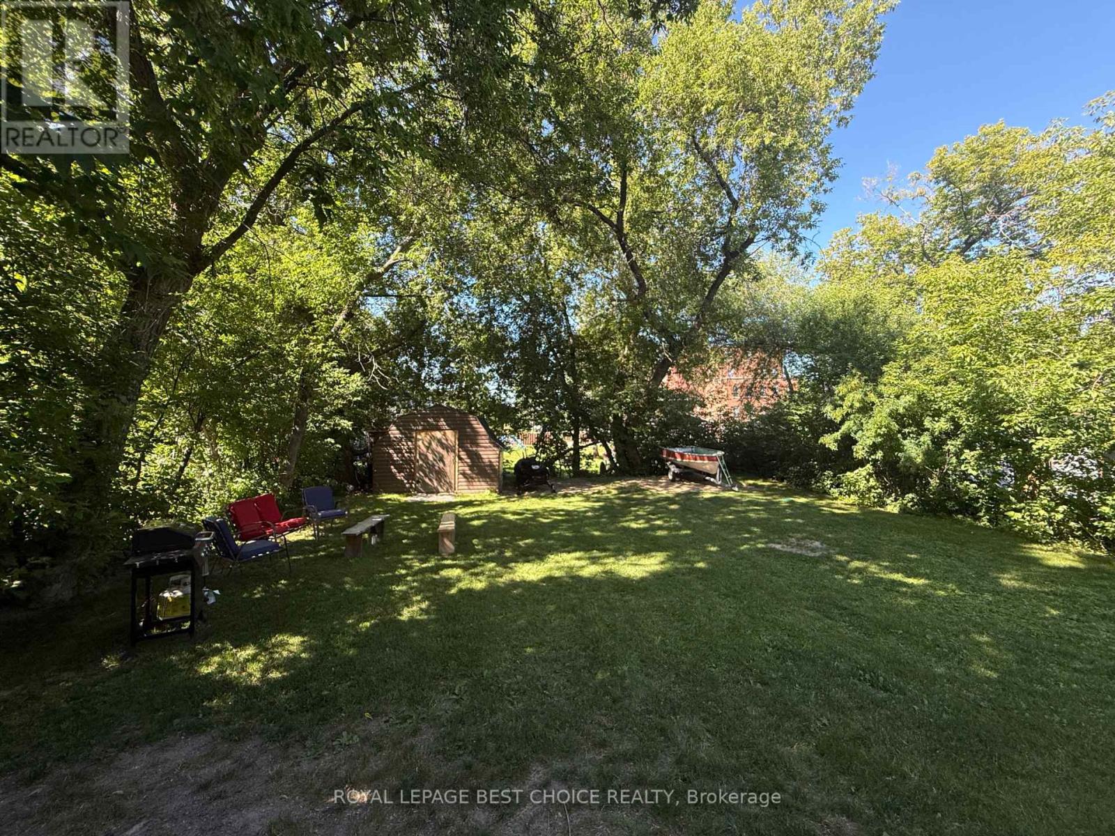 433 ALBERT STREET - 37