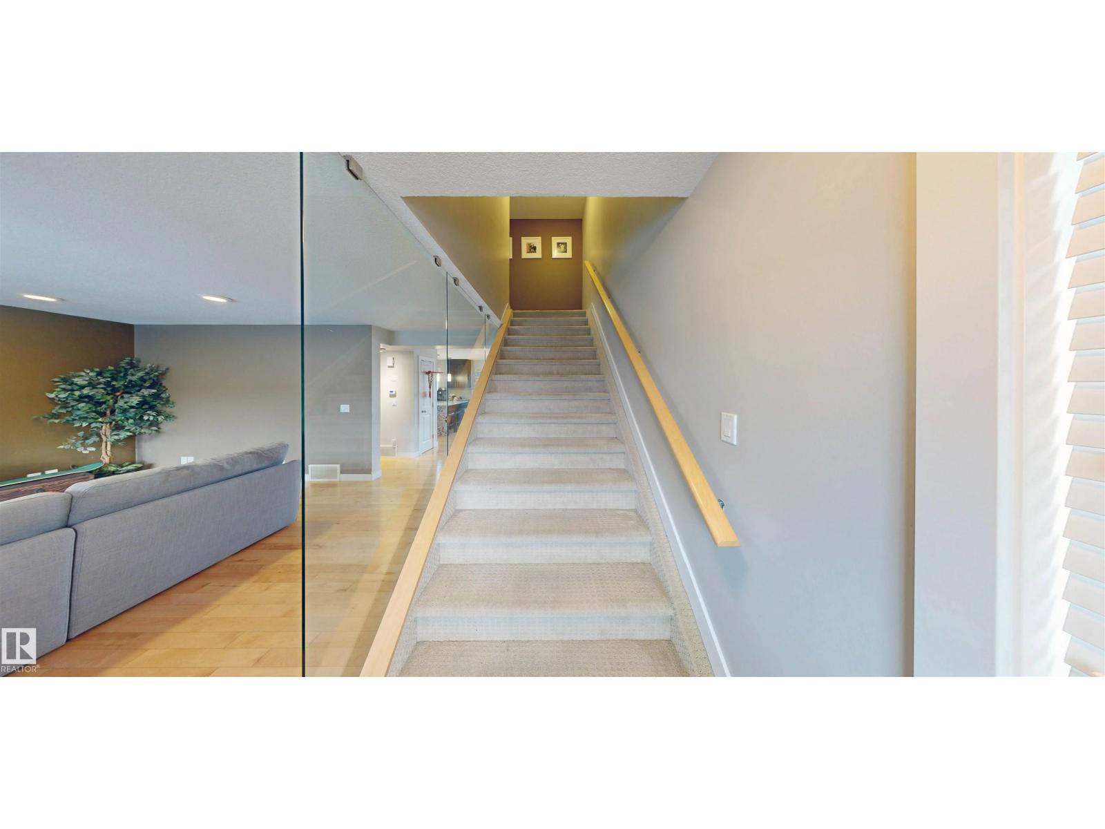 #8 9535 217 ST NW - 14