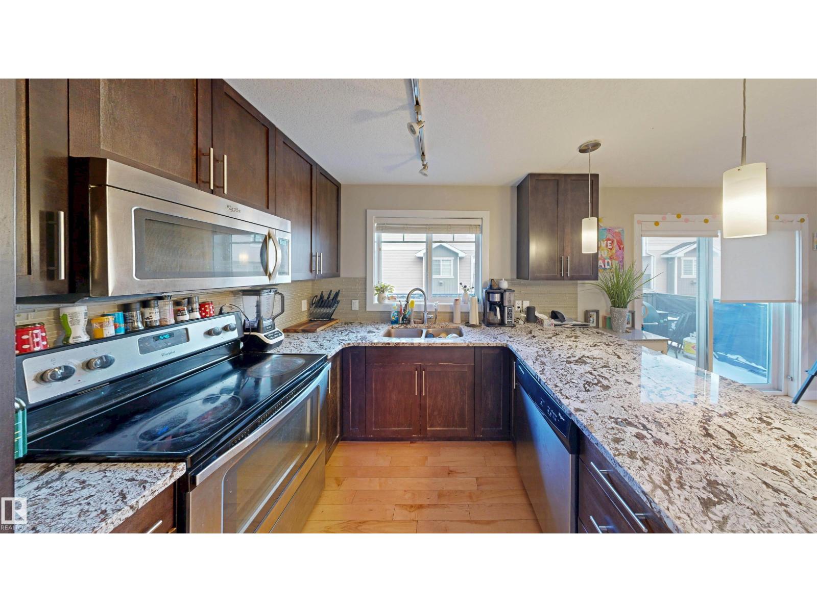 #8 9535 217 ST NW - 8