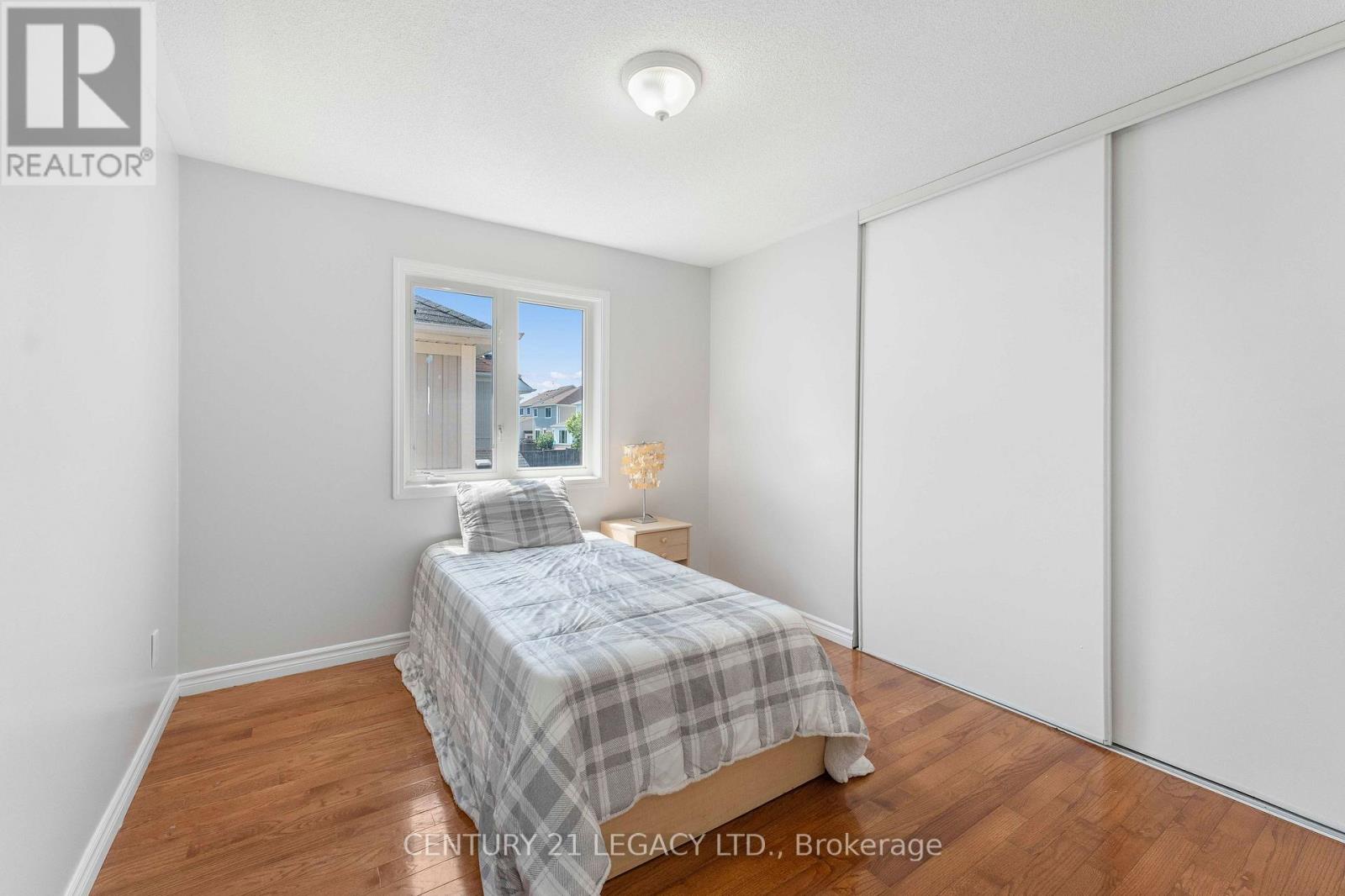 1296 TALL PINE AVENUE - 19