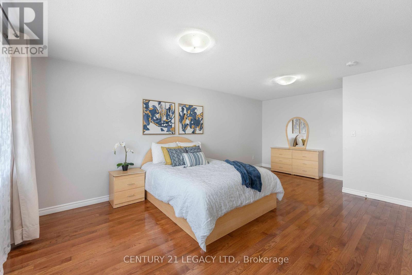 1296 TALL PINE AVENUE - 21