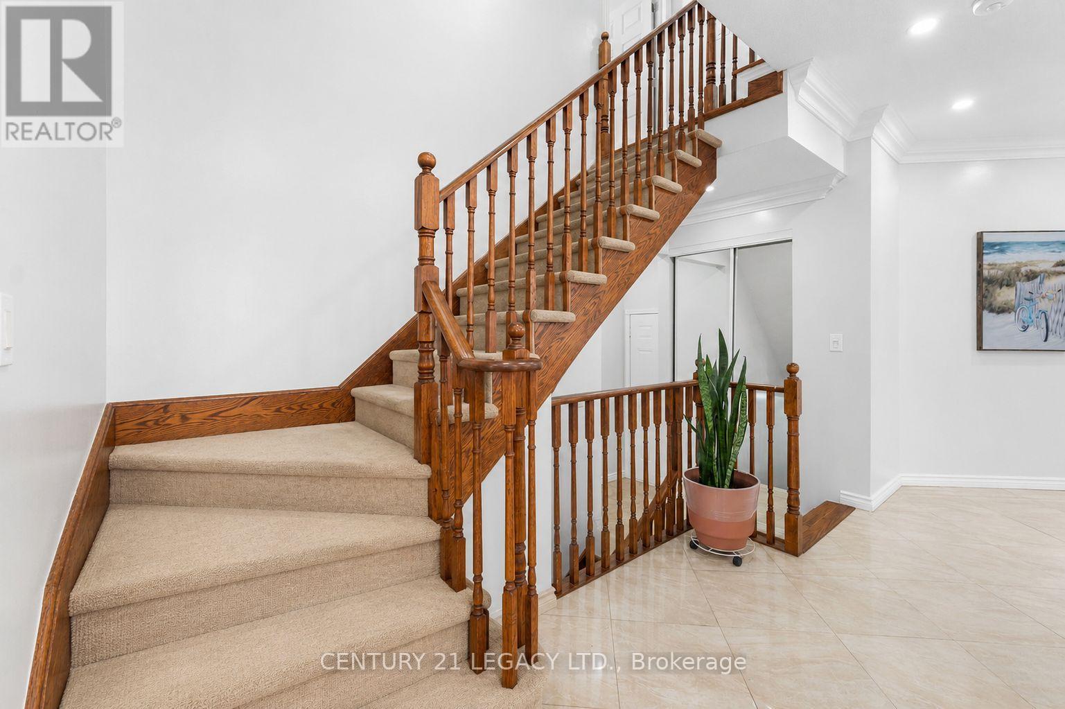1296 TALL PINE AVENUE - 32