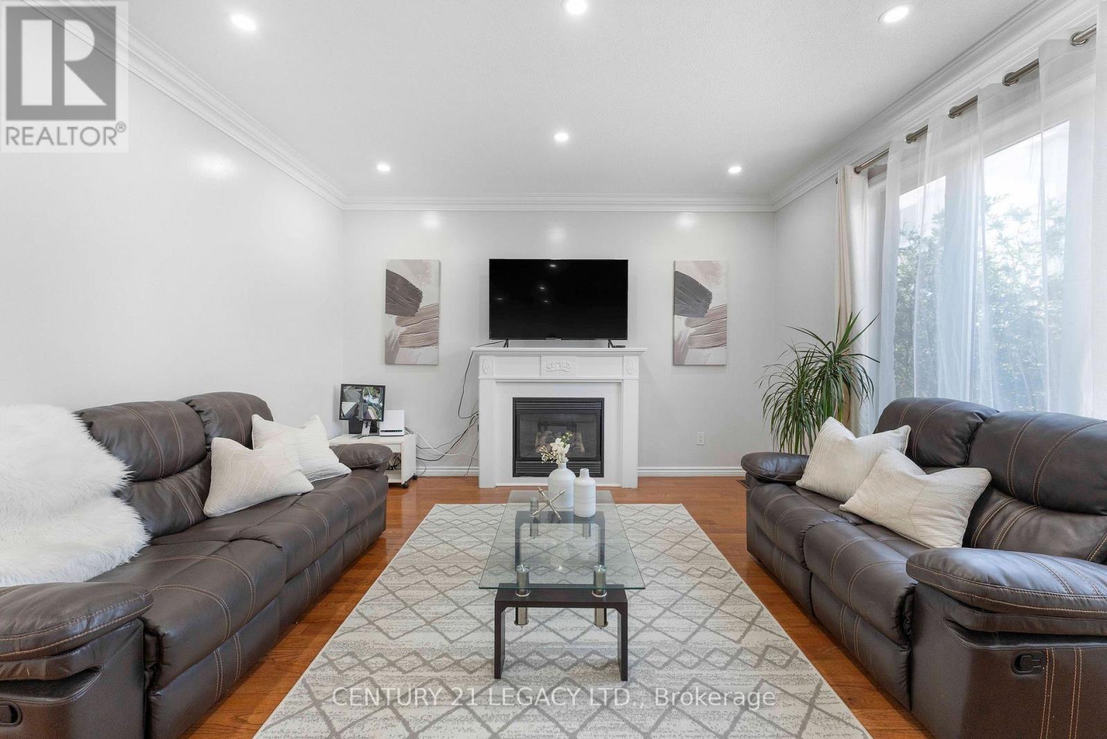 1296 TALL PINE AVENUE - 9