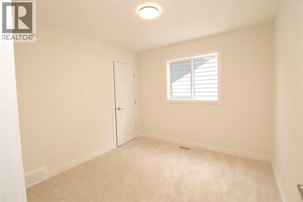 111 Sundown Crescent - 17
