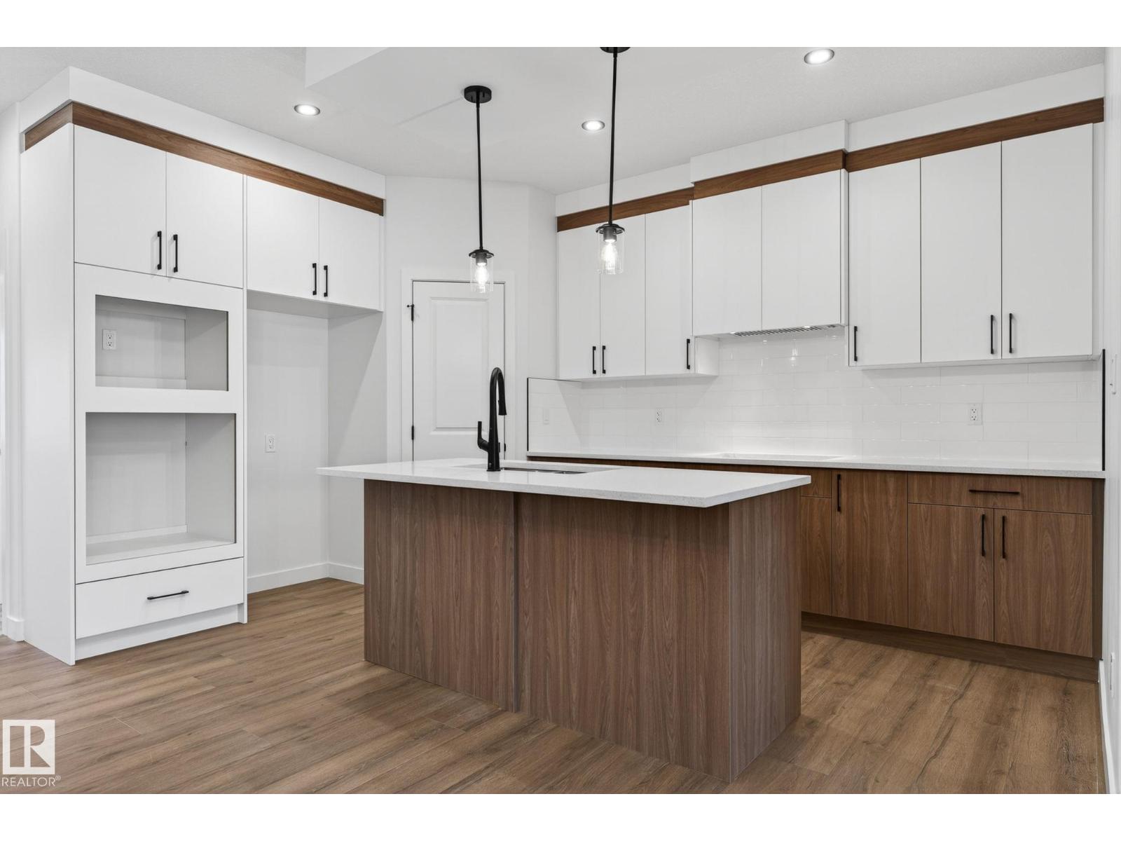 95 Westwind DR - 5