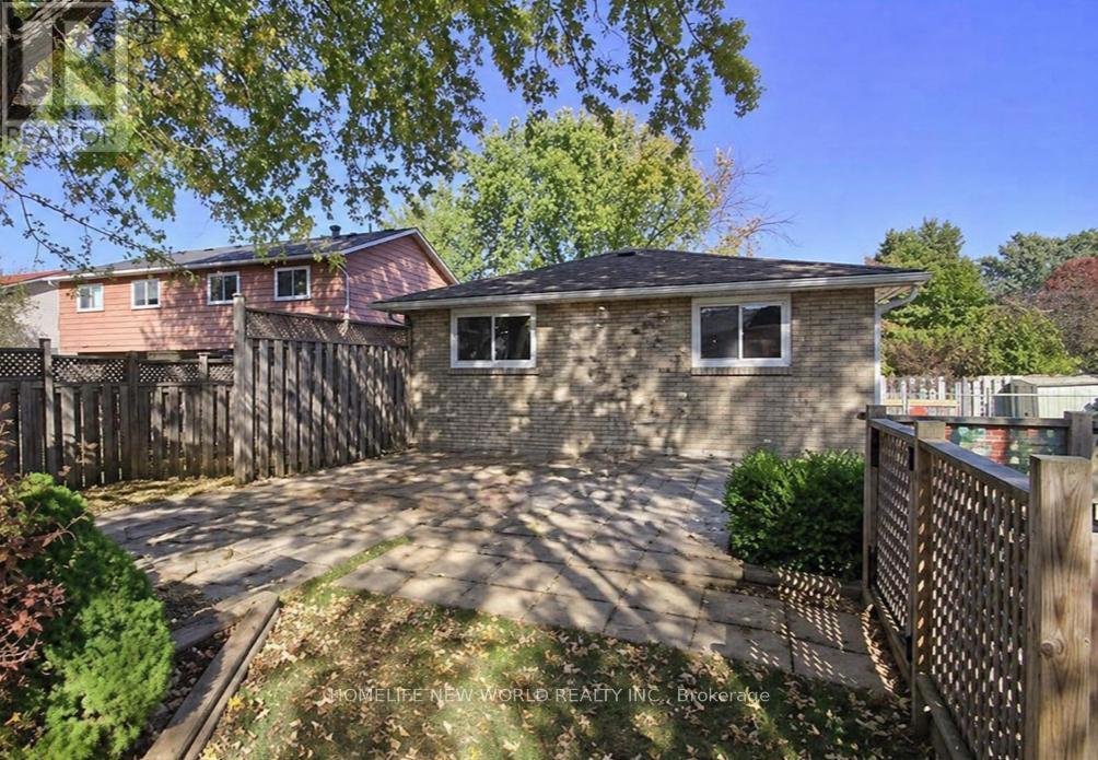 756 ELGIN STREET - 11