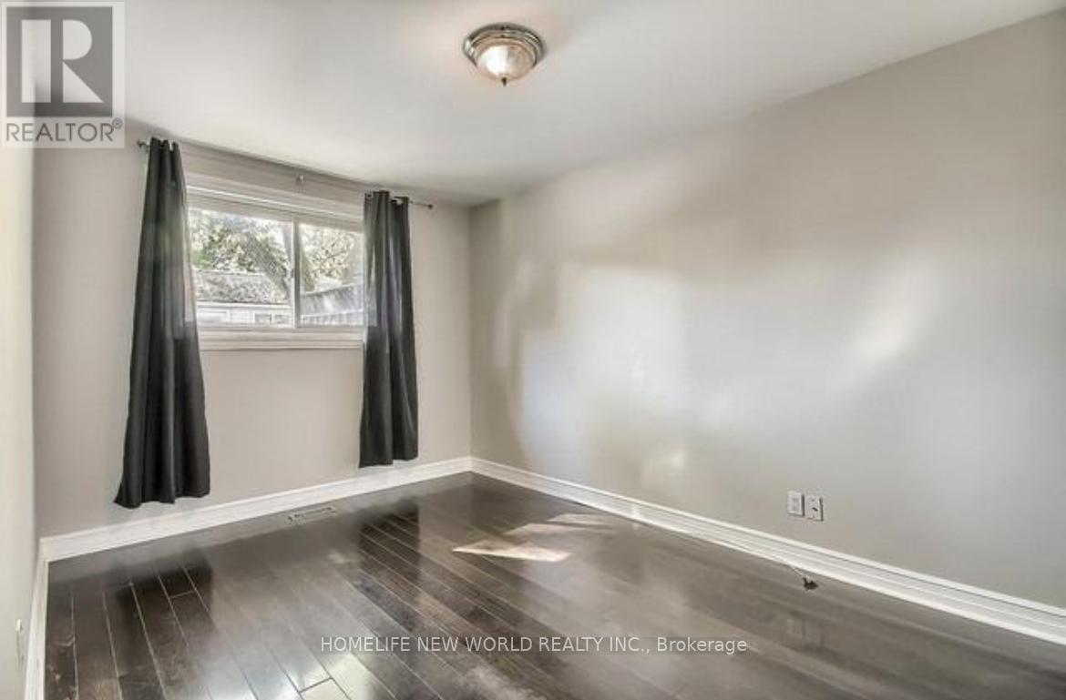 756 ELGIN STREET - 15