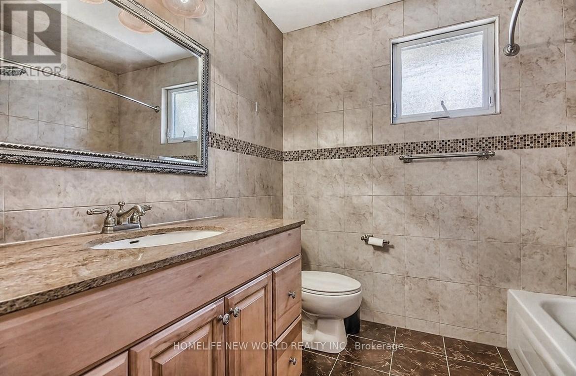756 ELGIN STREET - 21