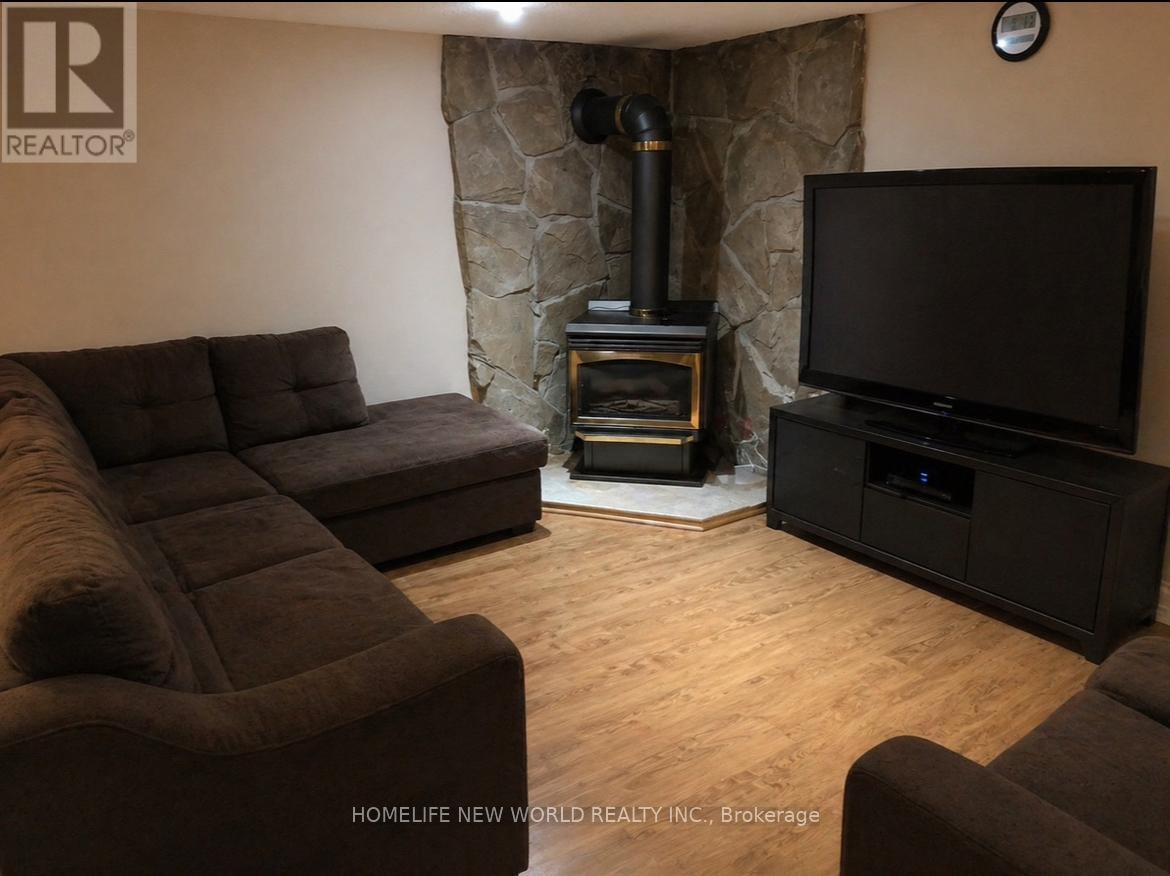756 ELGIN STREET - 22