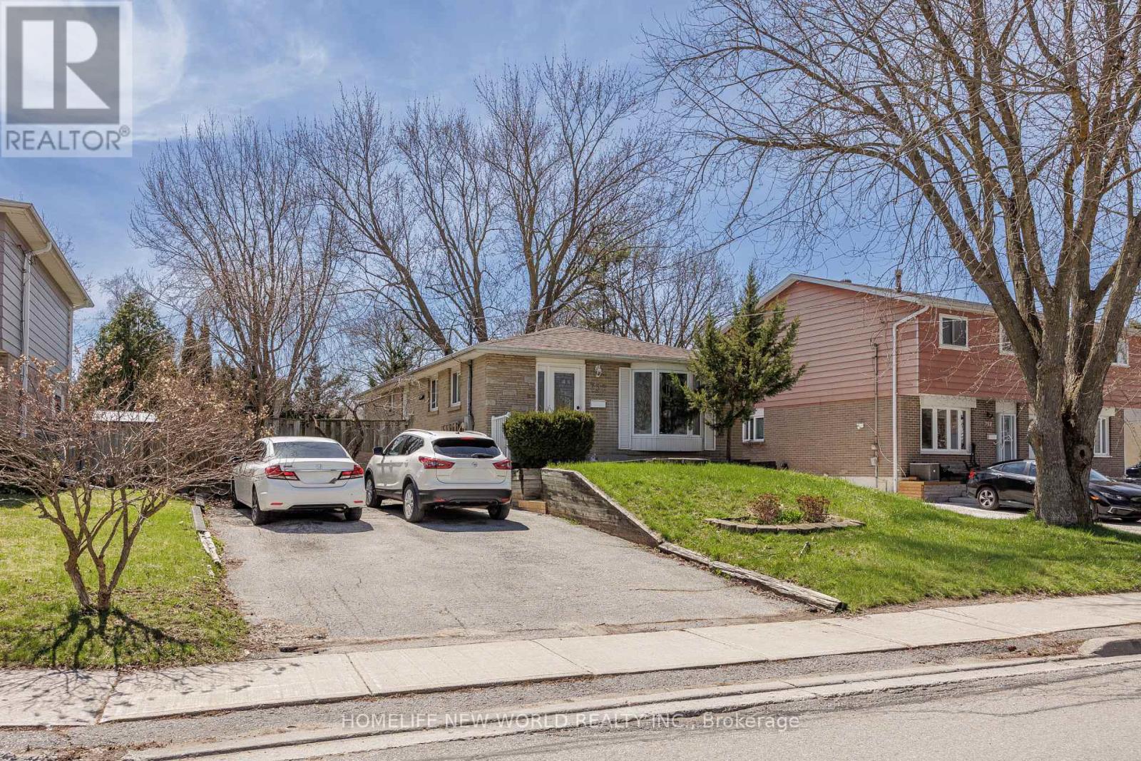756 ELGIN STREET - 4
