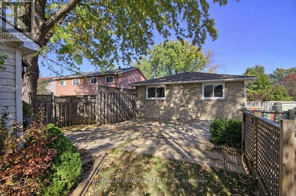 756 ELGIN STREET - 6