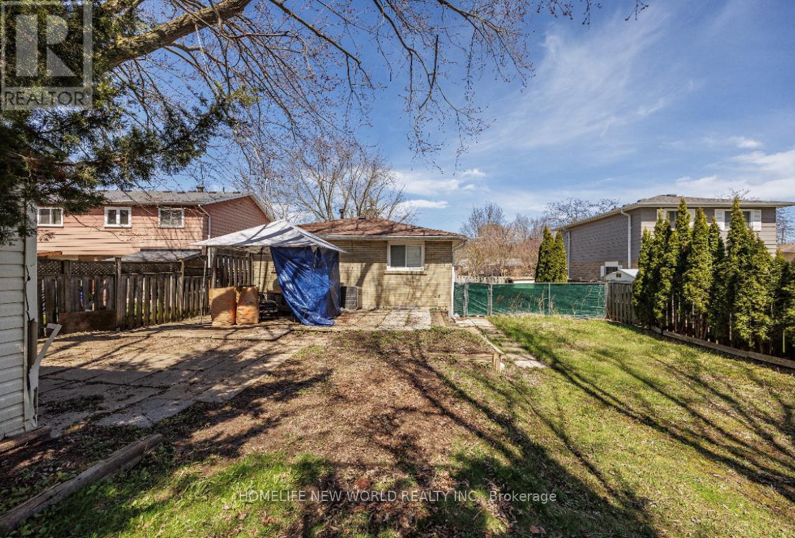 756 ELGIN STREET - 9