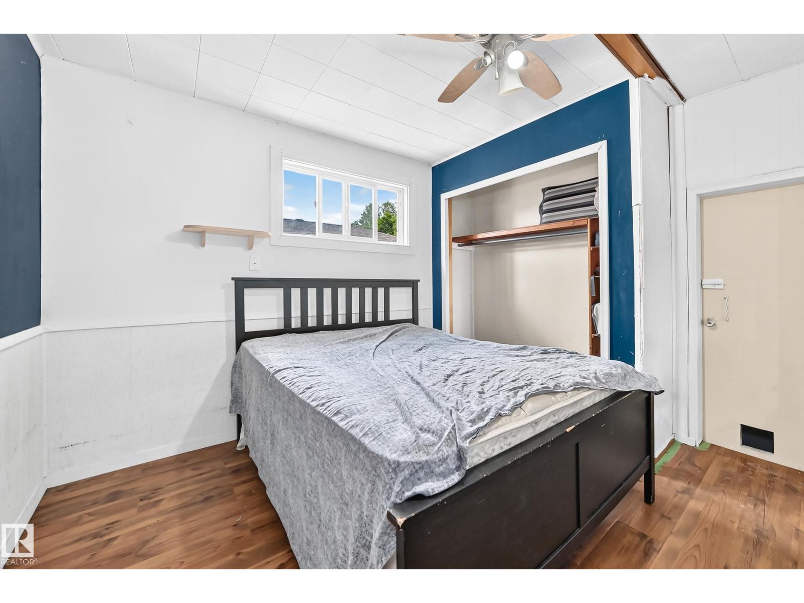 11939 89 ST NW - 26