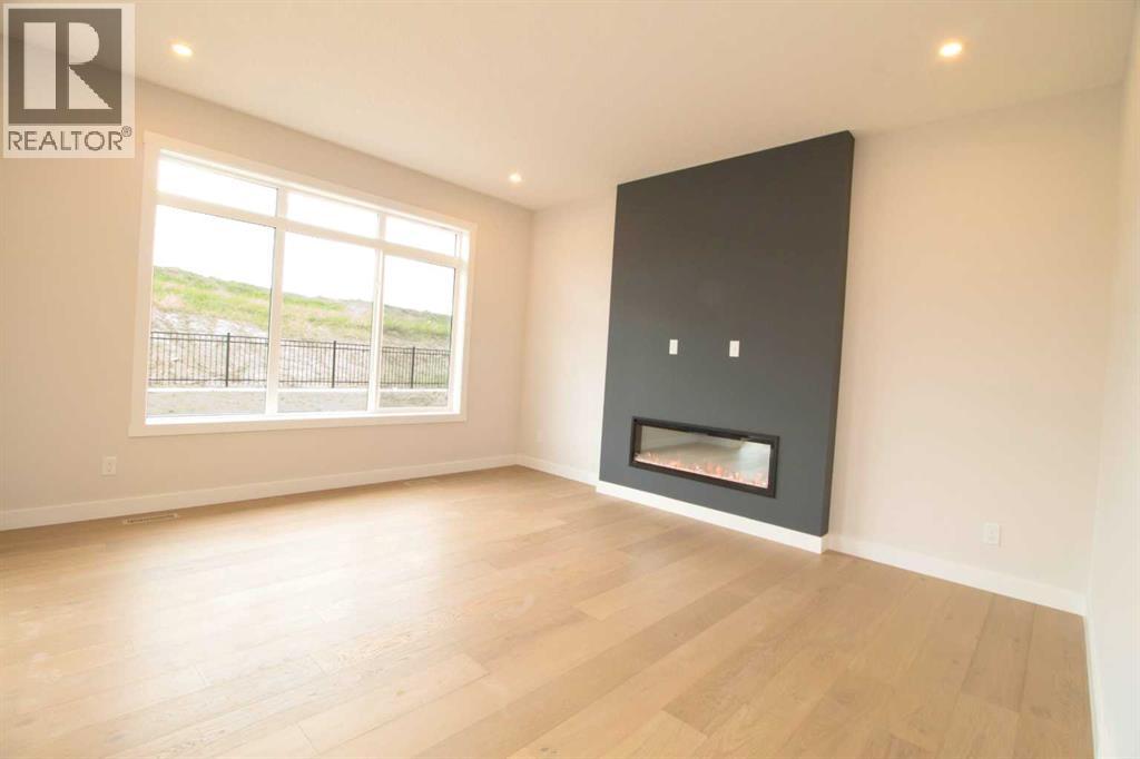 155 Sundown Crescent - 3