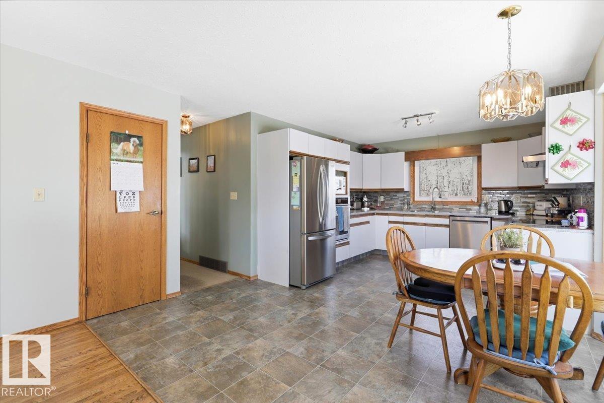 254009 TWP ROAD 460 - 21