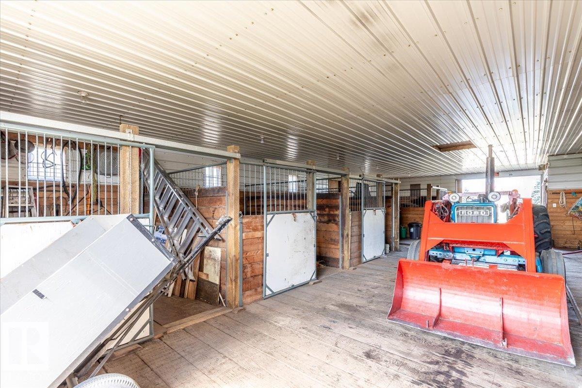 254009 TWP ROAD 460 - 43