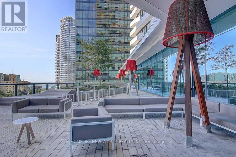 #3005 100 HARBOUR STREET - 19
