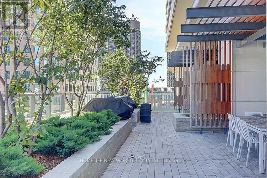 #3005 100 HARBOUR STREET - 20