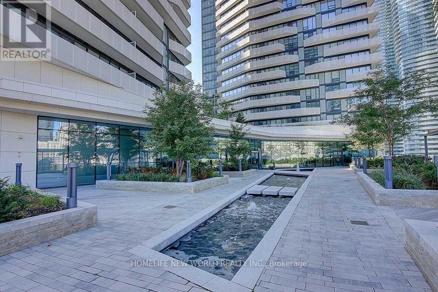 #3005 100 HARBOUR STREET - 4