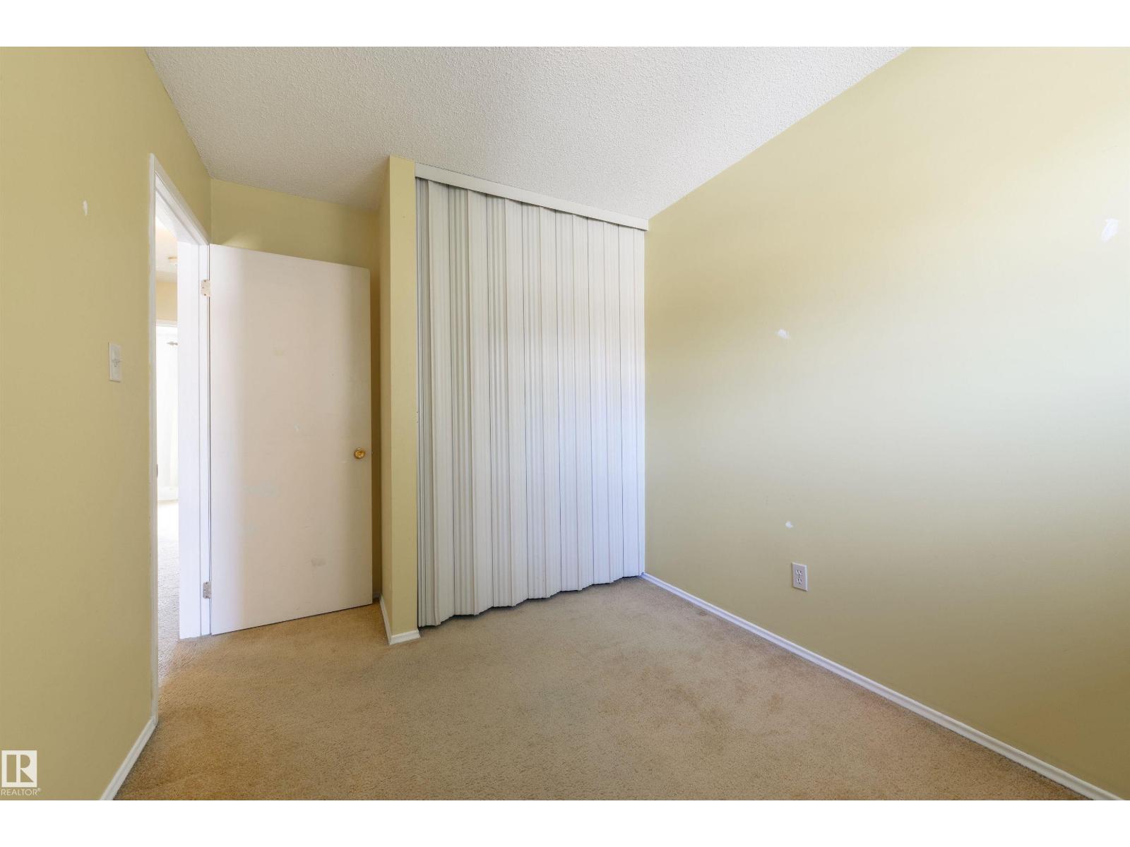 12062 25 AV NW - 25