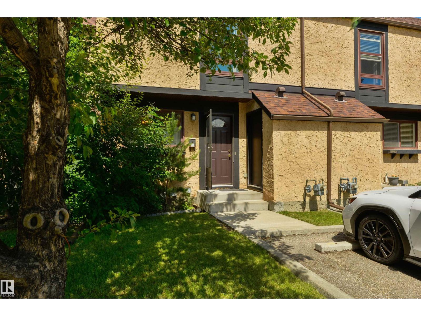 12062 25 AV NW - 34