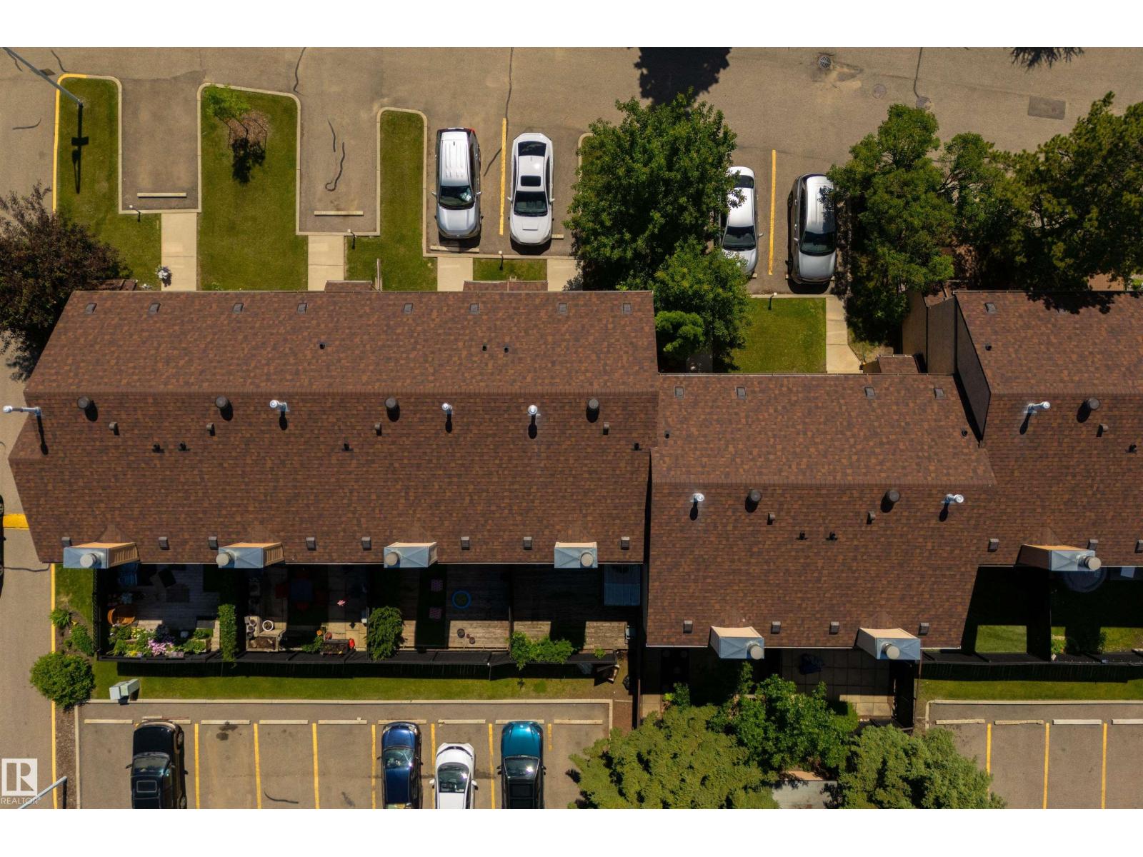 12062 25 AV NW - 35