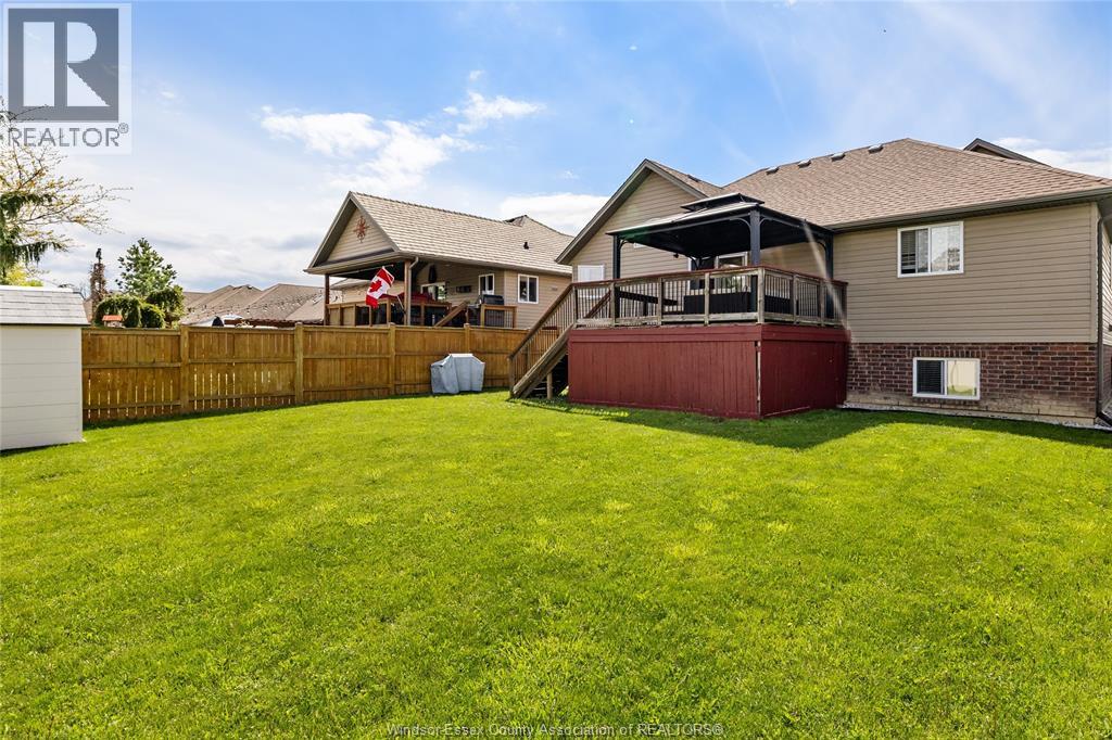 242 DONALD CRESCENT - 37