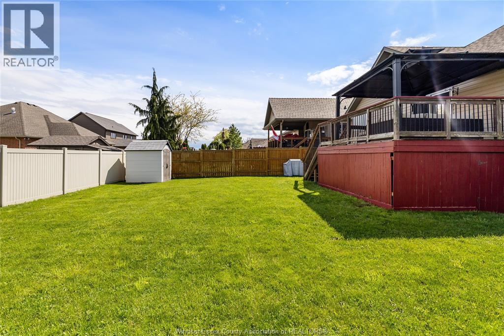 242 DONALD CRESCENT - 36